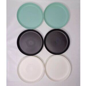 PILLOWFORT Kids Toddler Plastic Dinner Plates Flatware 3 Colors 6 Pack NWT